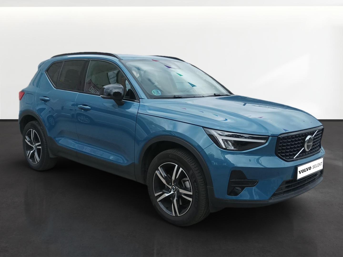 Volvo XC40 2.0 B3 PLUS DARK AUTO 163 5P