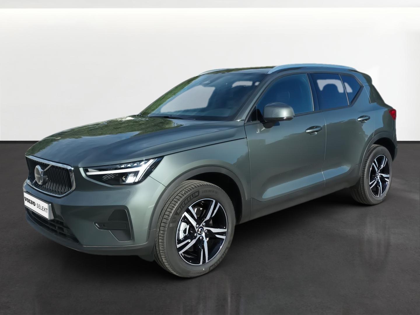 XC40 2.0 B3 MHEV CORE DCT 163 5P