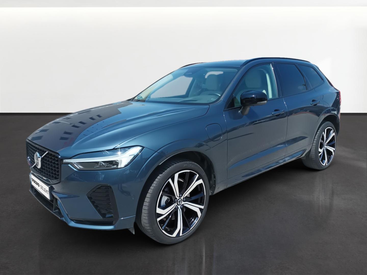 XC60 2.0 T6 RECHARGE ULTRA DARK AUTO 4WD 350 5P