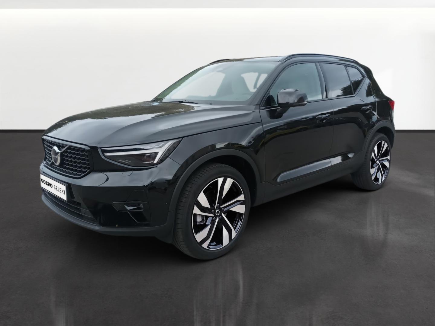 XC40 2.0 B3 MHEV PLUS DARK DCT 5P